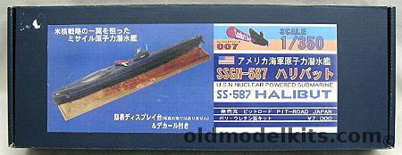 Pit Road 1/350 SSGN-587 Halibut w/Regulus, CS007 plastic model kit